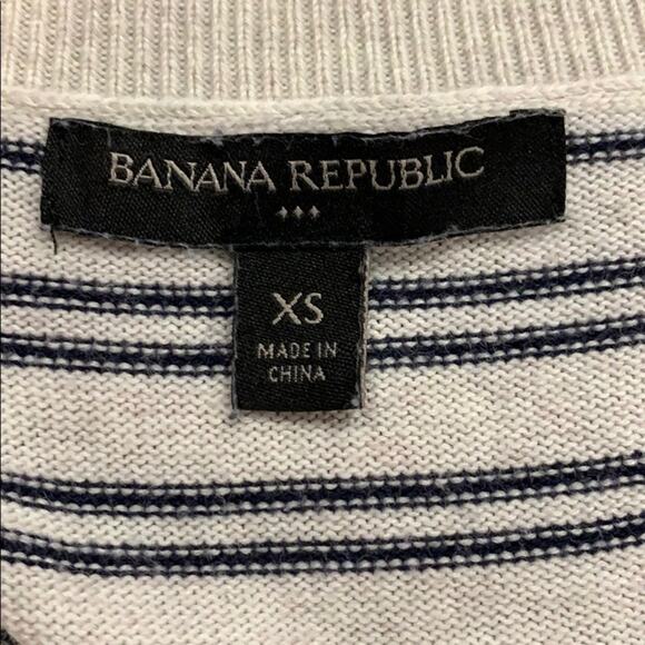 Banana Republic Striped Sweater - Picture 6 of 7